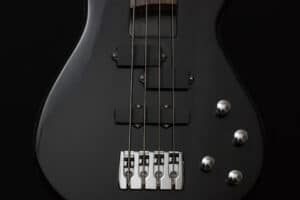 Peter-Abbonizio-Bass-vs-Guitar-Music-Blog